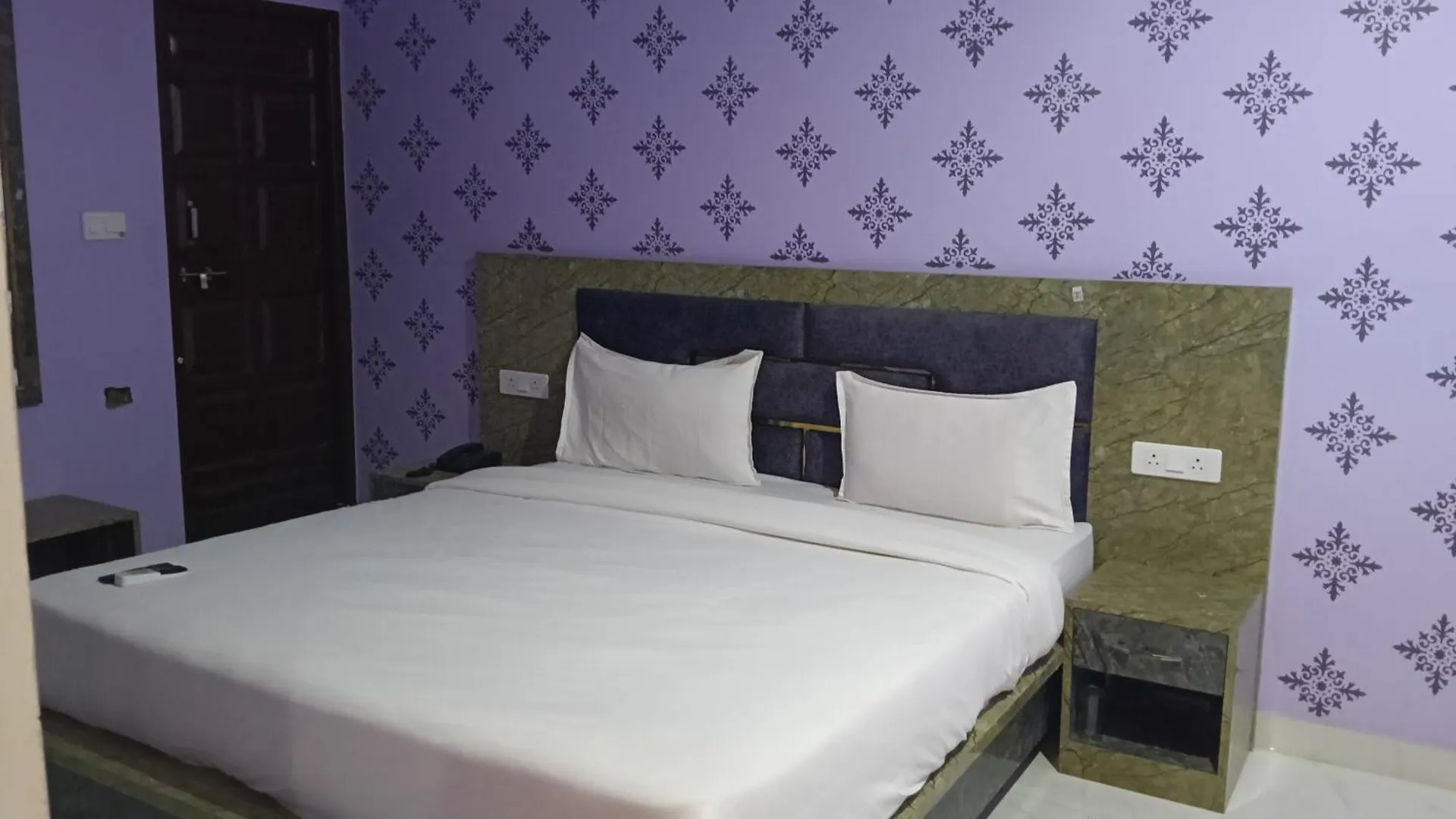 Hotel Raghubeer Temple Varanasi 3*,  Hindistan