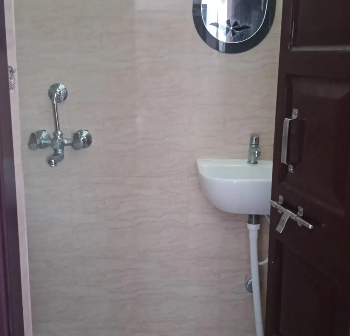 Hotel Raghubeer Temple Varanasi