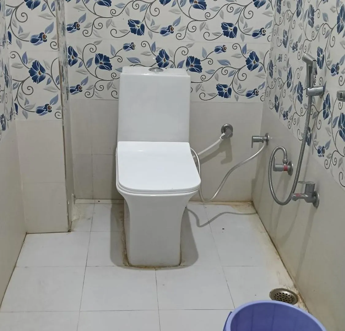 Hotel Raghubeer Temple Varanasi