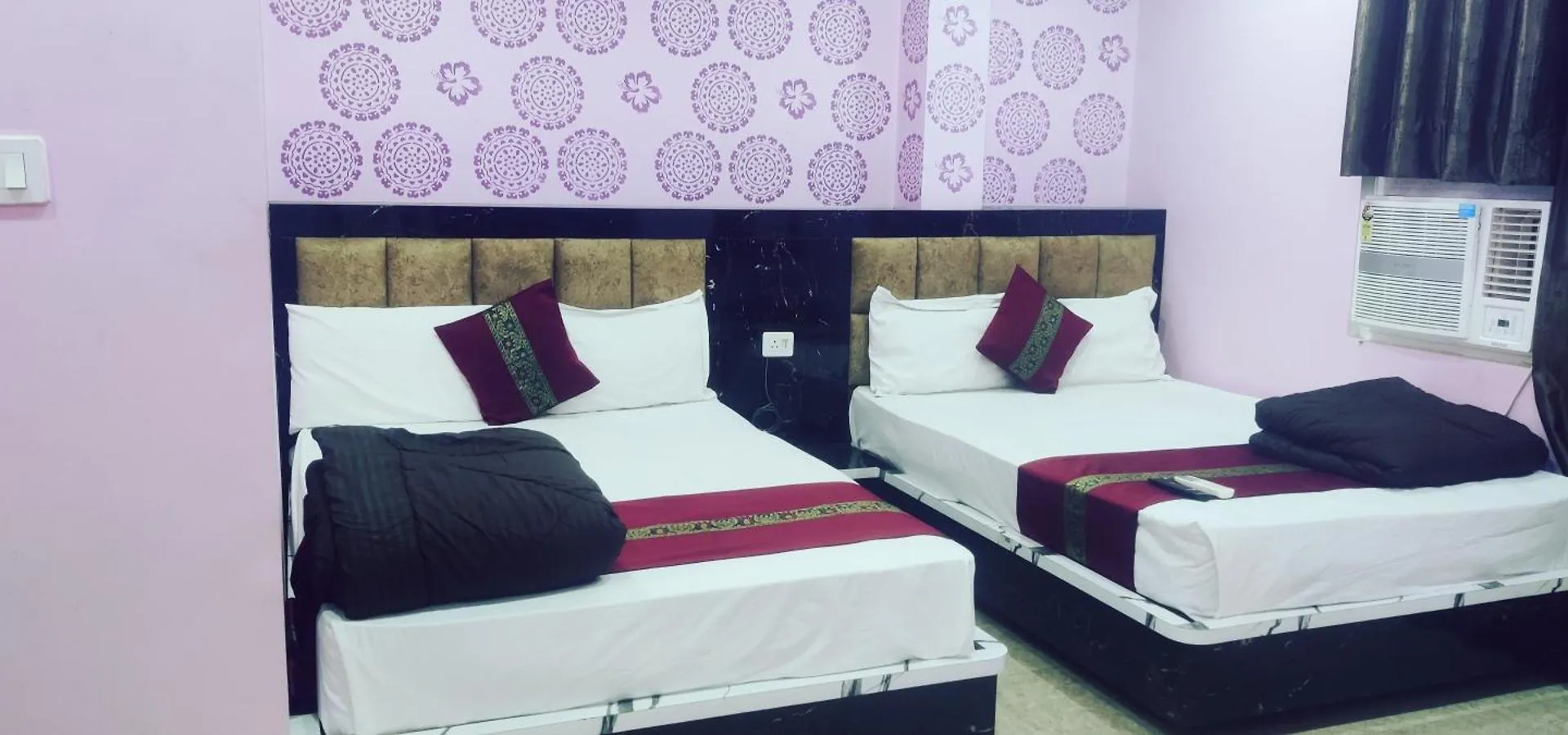 Hotel Raghubeer Temple Varanasi